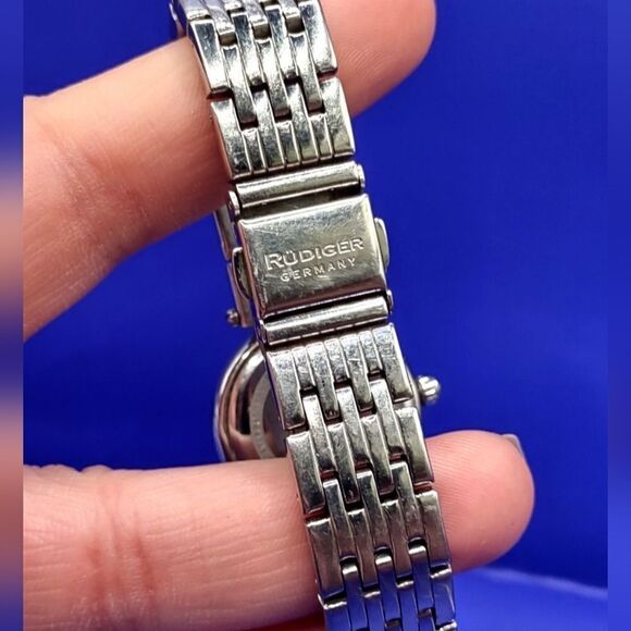 Rüdiger Essen Quartz Crystal Stainless Steel Women's Watch - Picture 6 of 10